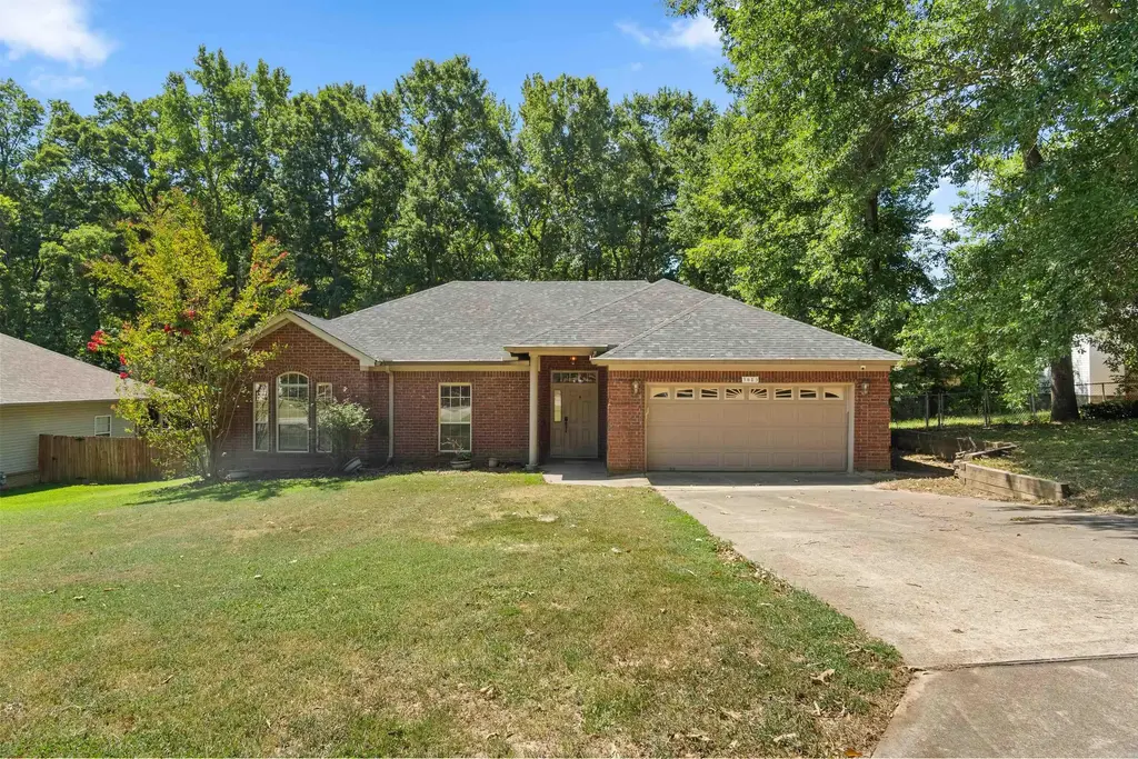 3013 Greenbrier Drive, Benton