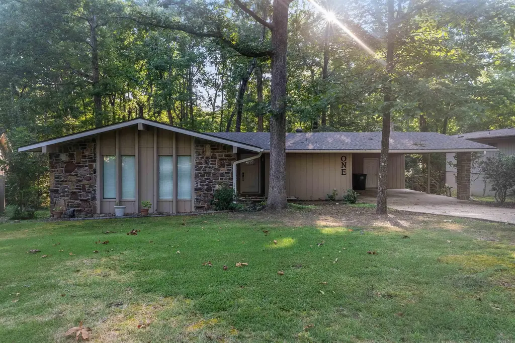 1 Torres Place, Hot Springs Village