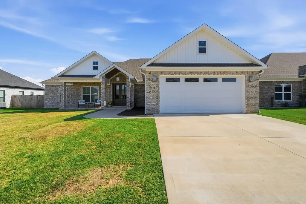 2319 Pleasant Cove, Conway