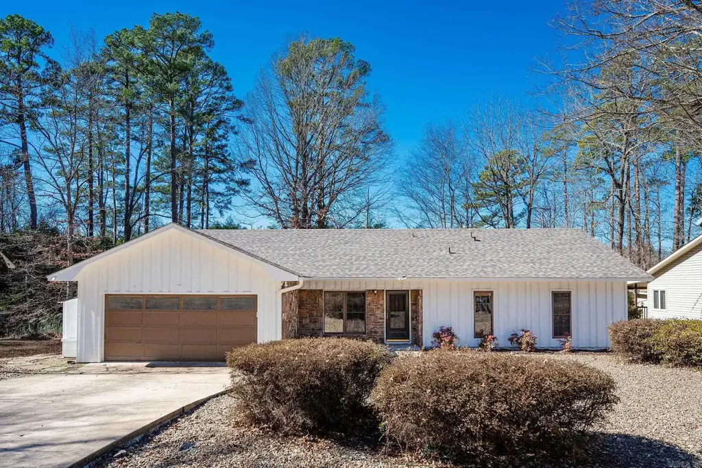 17 Frontera Circle, Hot Springs Village