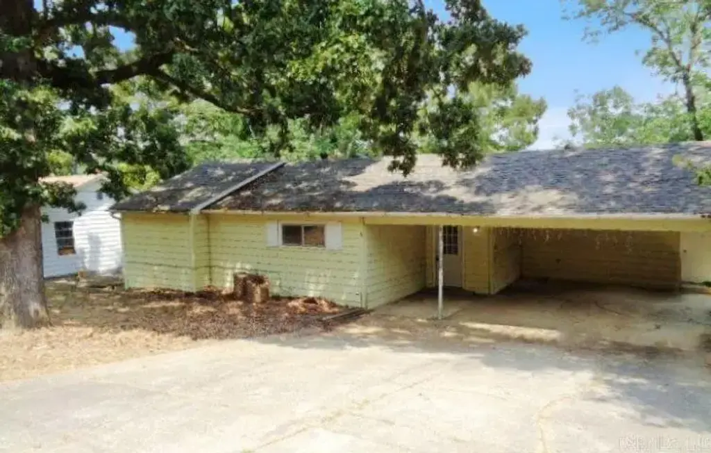 41 E Ridge Road, Mayflower