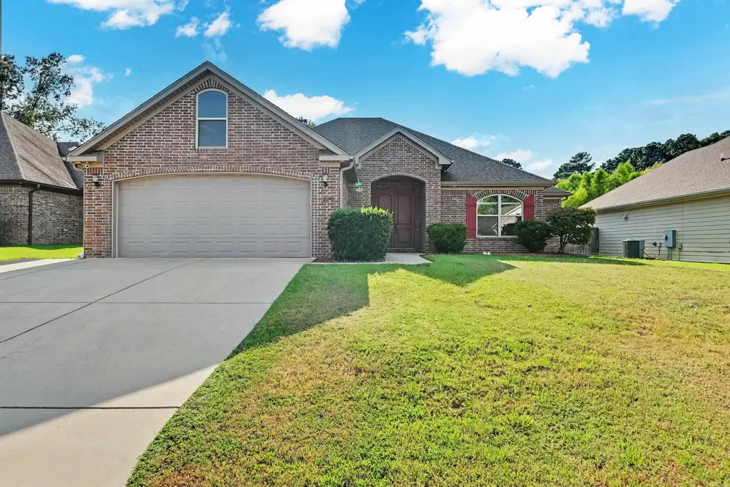 1545 Del Rey Court, Benton