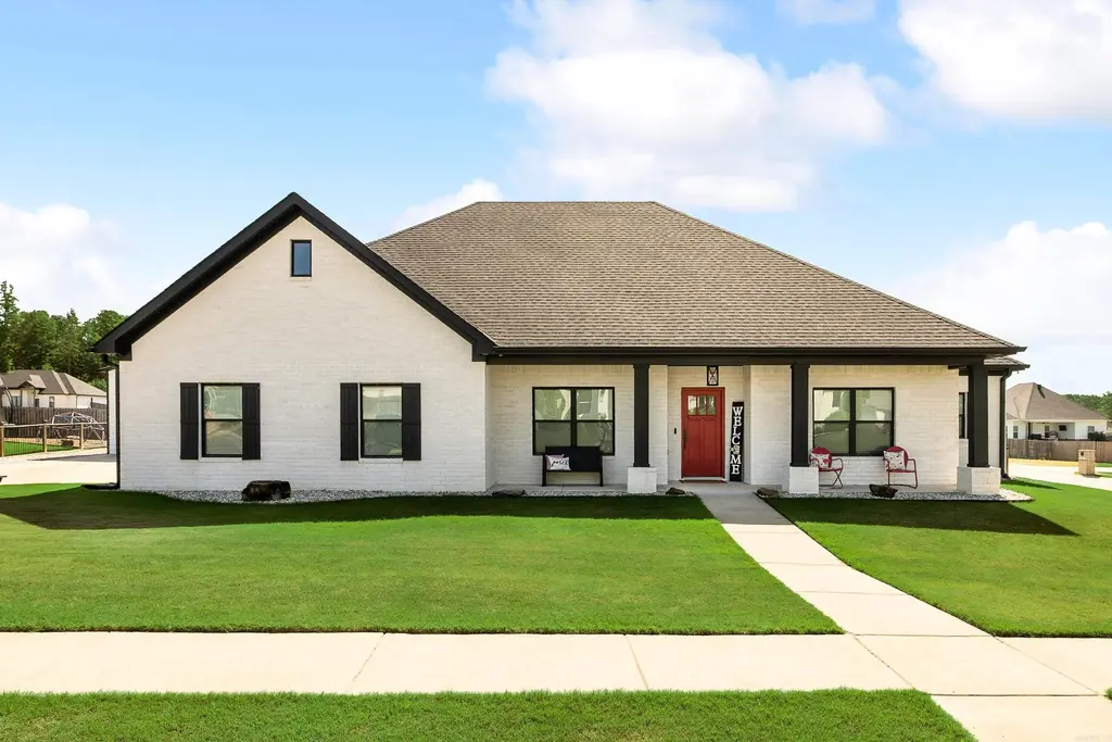 5000 Marian Cove, Benton