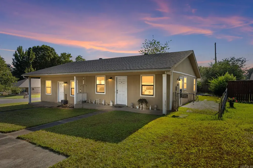 110 N Park Drive, Cabot