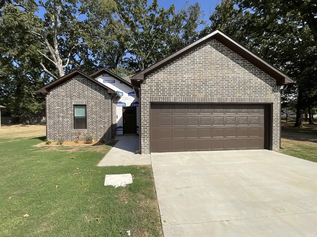 215 Kayla Lane, Lonoke
