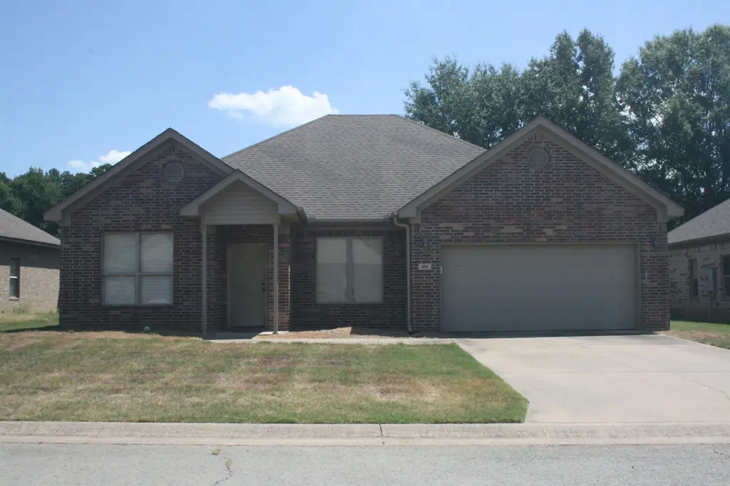 204 Texas Drive, Benton