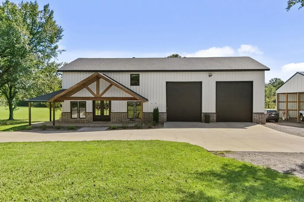 8501 Old Tom Box Road, Sherwood