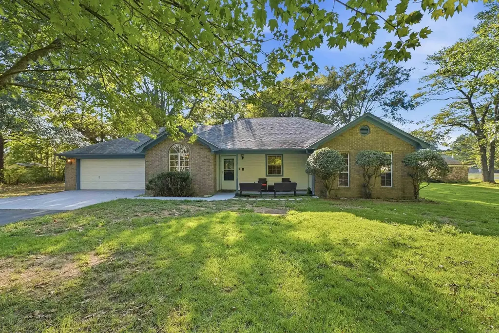 3 Summerville Drive, Greenbrier