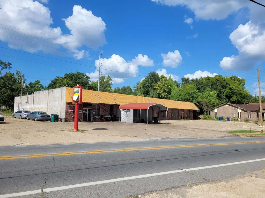 1116 E Hillboro Highway, El Dorado