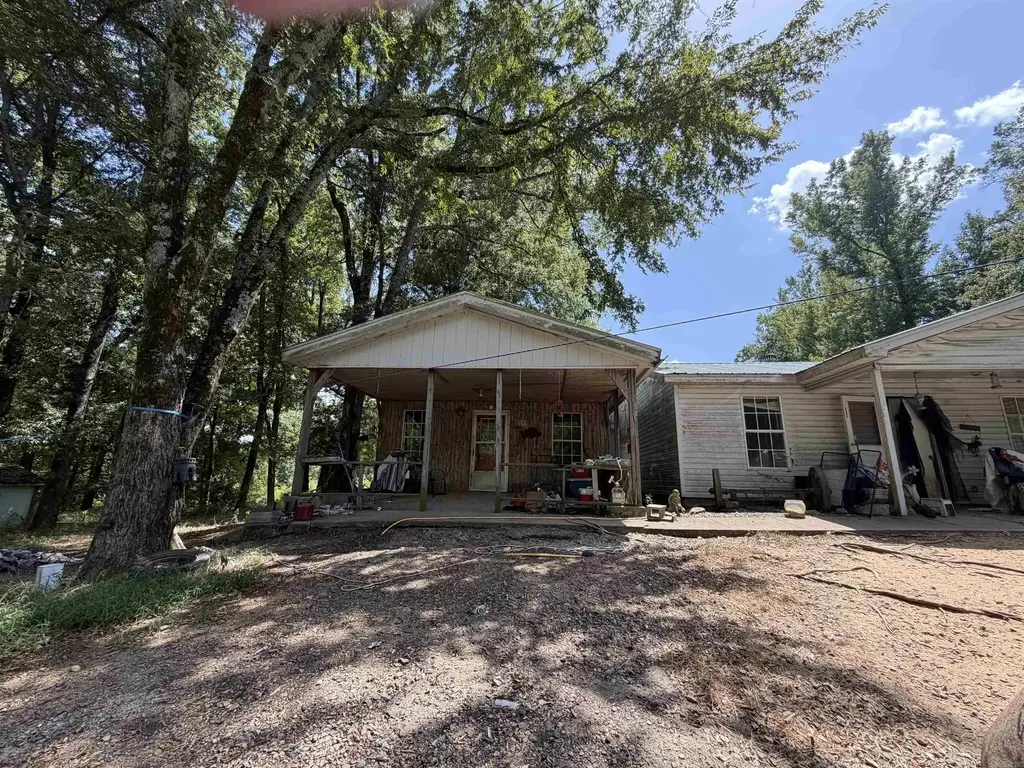 180 Gaslight Road, Star City