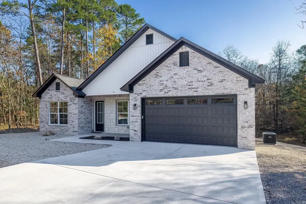 3 Sanchez Way, Hot Springs Village