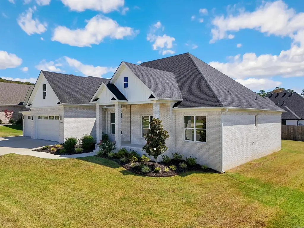 1650 Dolphin Drive, Conway