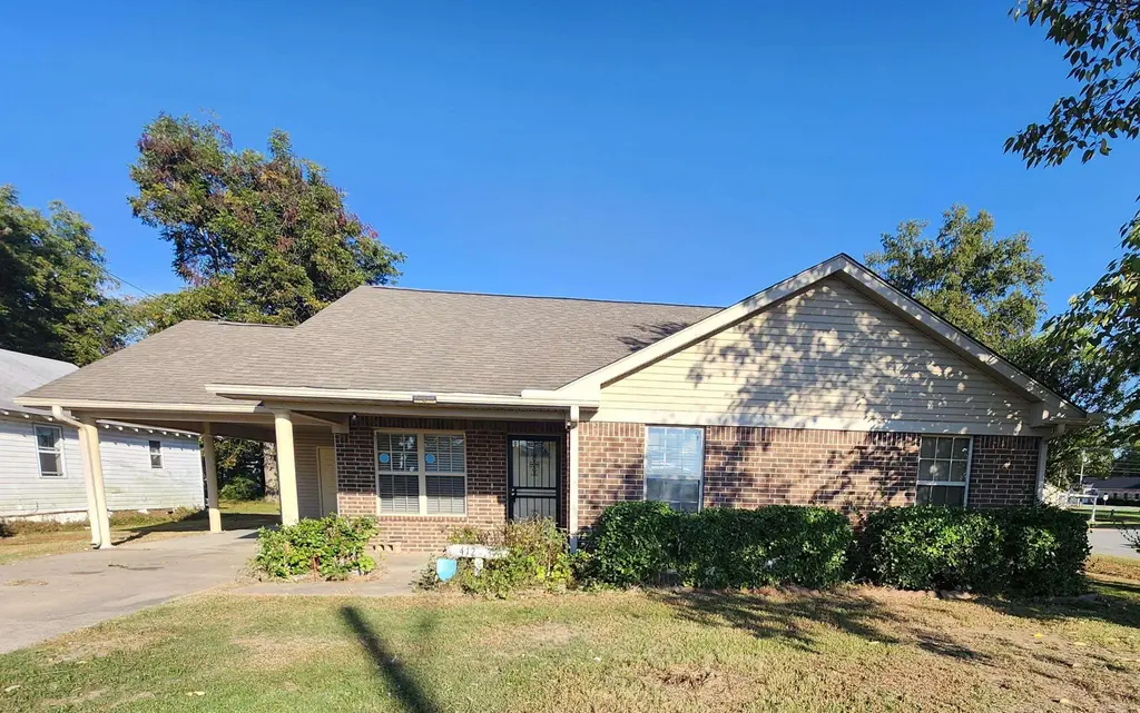 412 E 3rd, Altheimer