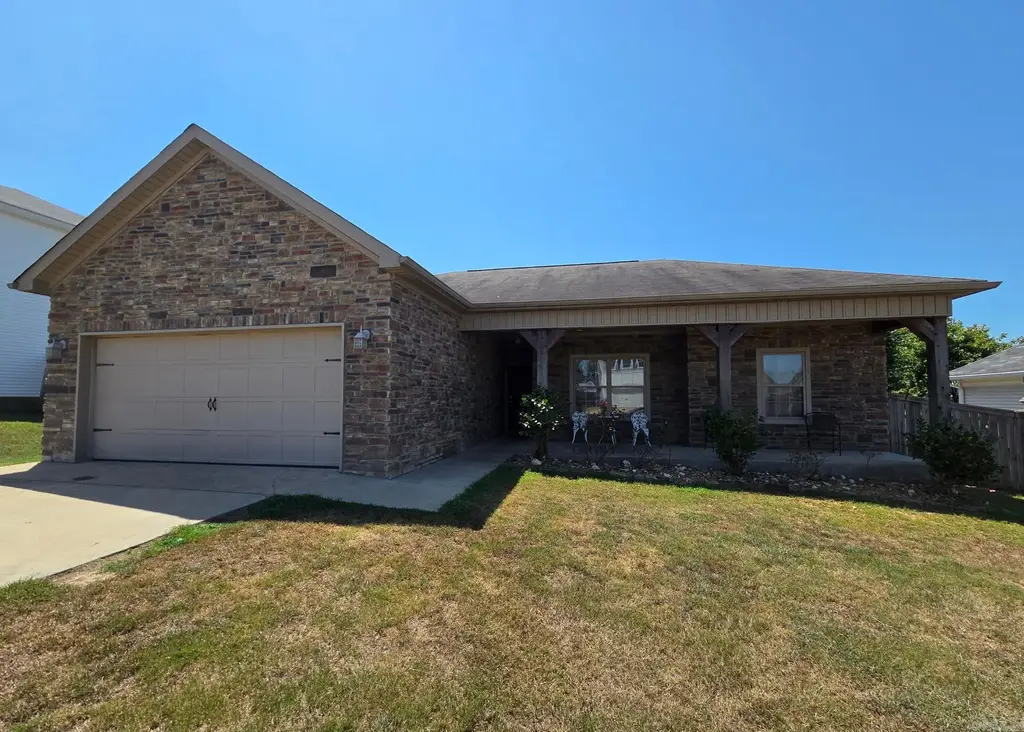 505 Pleasant Ridge Drive, Benton