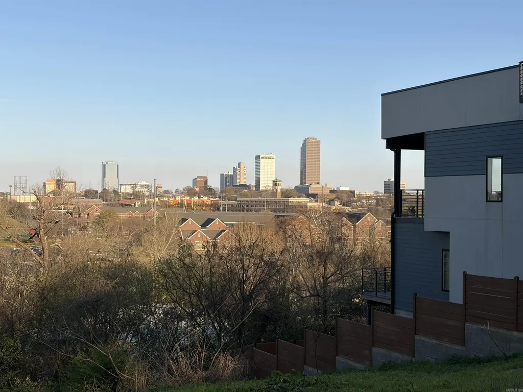 323 N Summit, Little Rock