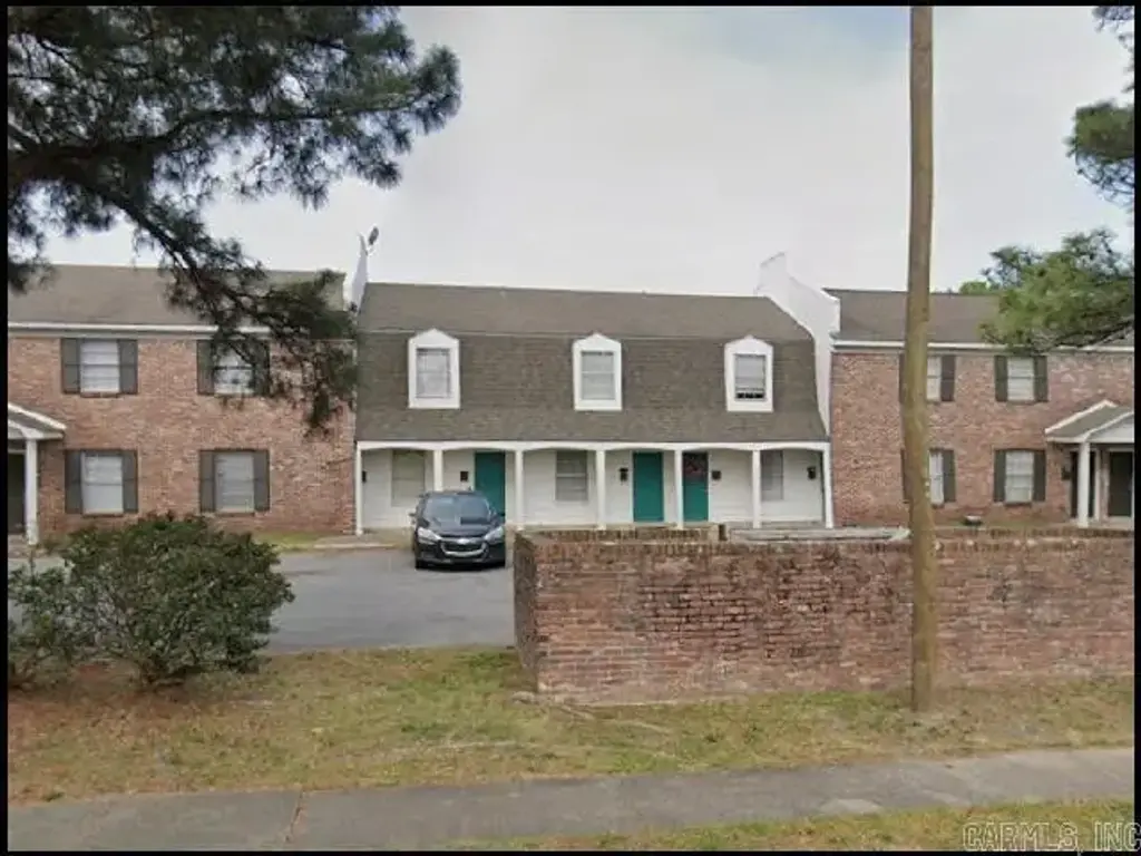 101 Ellis Drive Unit L, Little Rock
