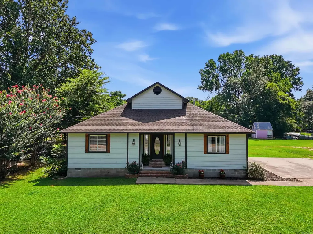 117 W Lea Circle, Bryant