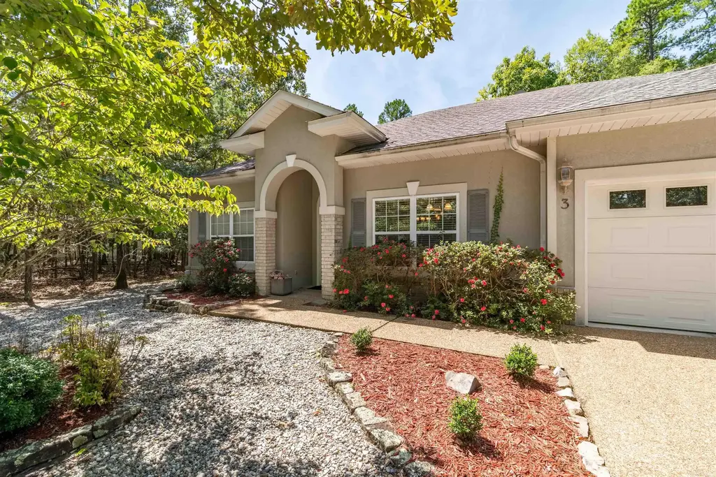 3 Jaguar Ln, Hot Springs Village