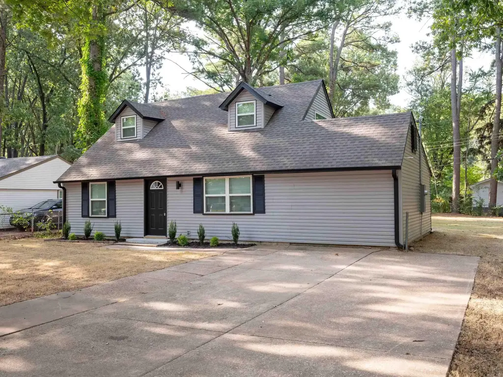 7901 Nolen Drive, Little Rock