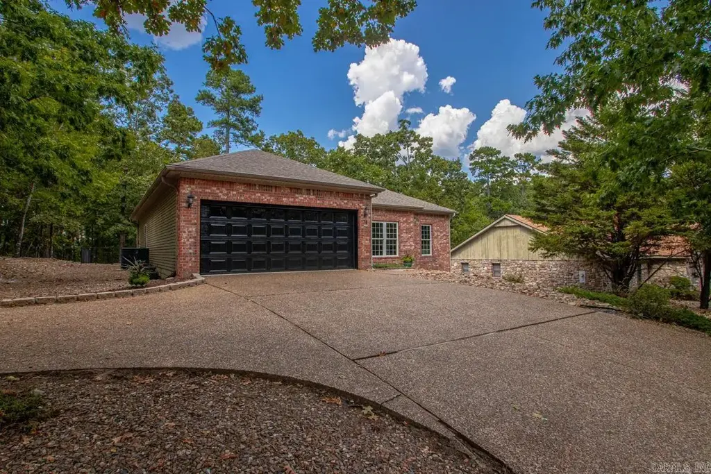 78 Medina Way, Hot Springs Village