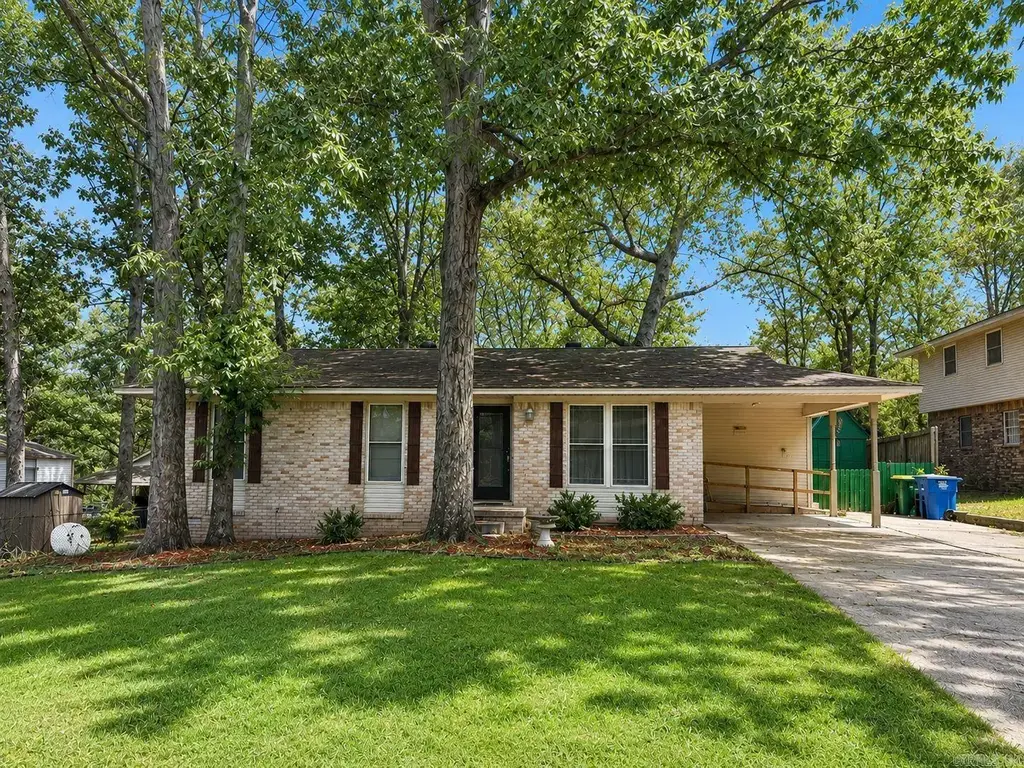 28 Sallisaw Circle, North Little Rock