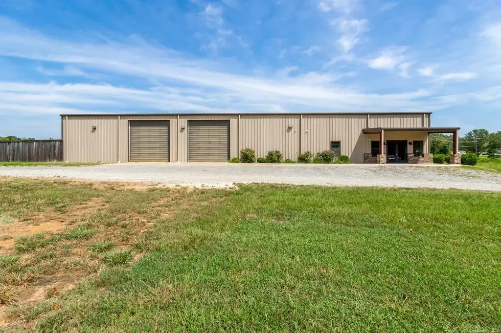 11 Diamond Ice, Greenbrier