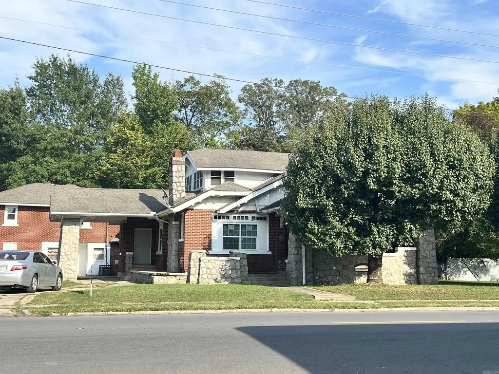 2501 S Cherry Street, Pine Bluff