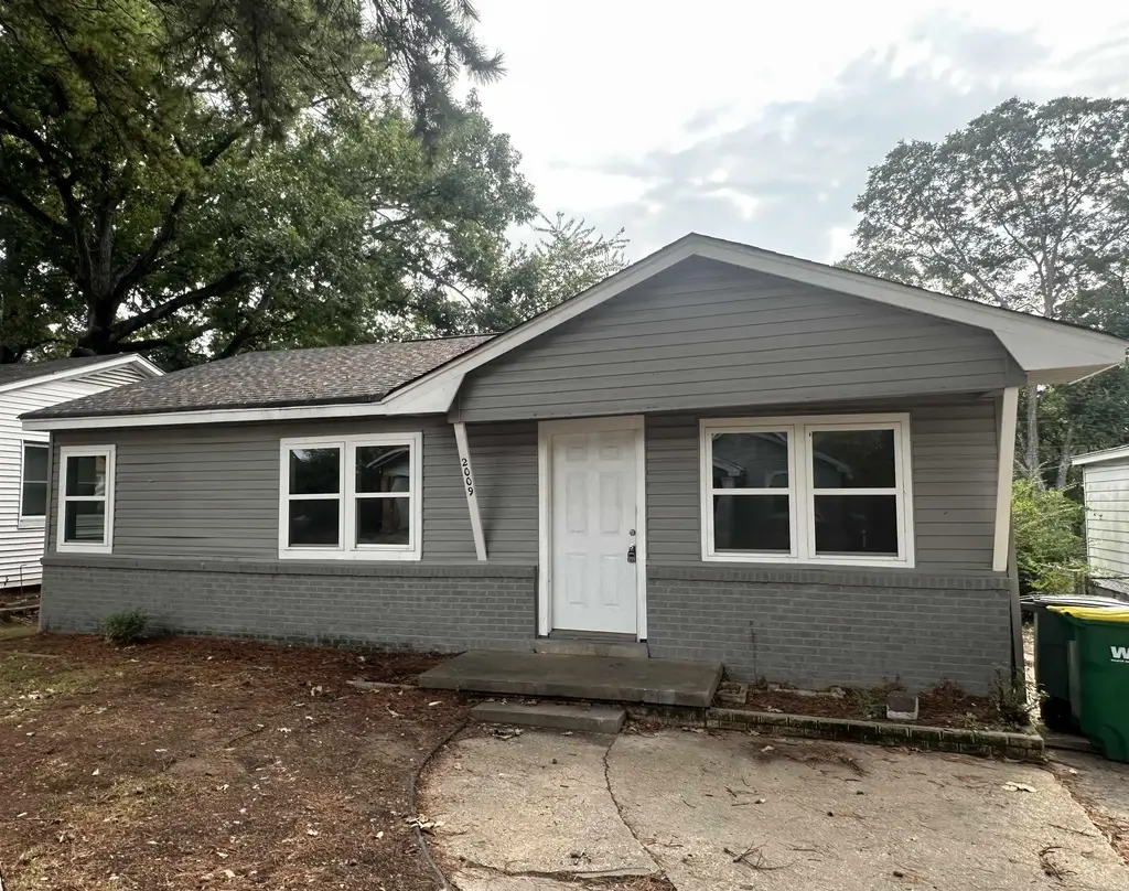 2009 Brown Street, Little Rock