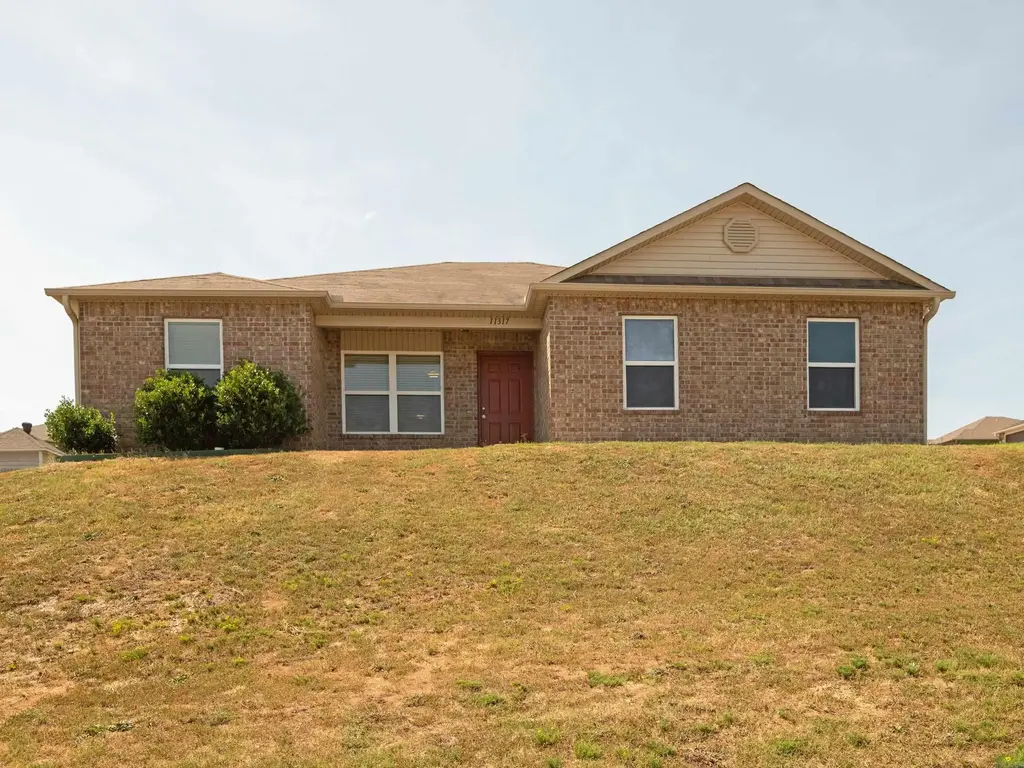 11317 Bock Road, Sherwood
