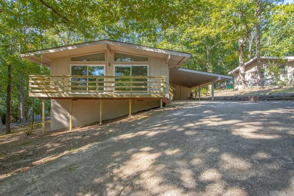 7 Santa Maria Lane, Hot Springs Village