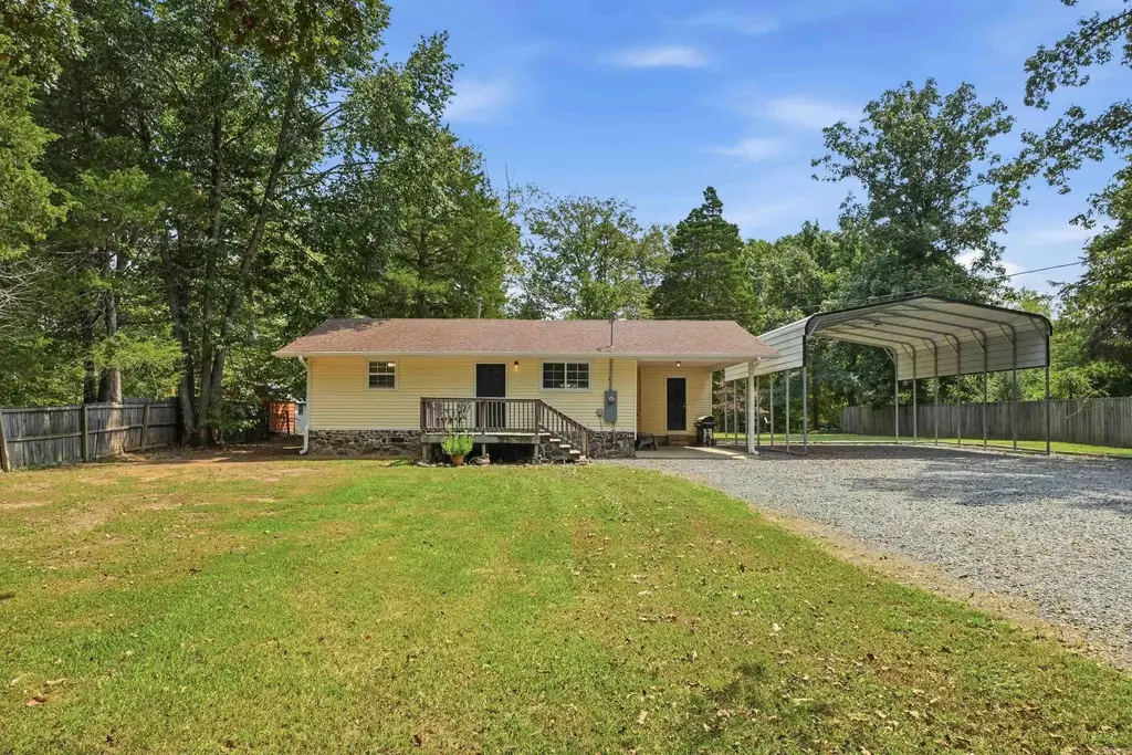 29 Pine Needle Rd., Higden