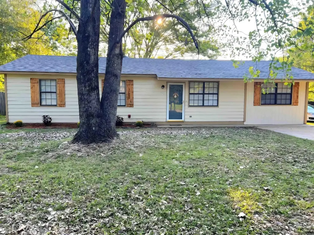 32 Mcarthur Dr, Cabot