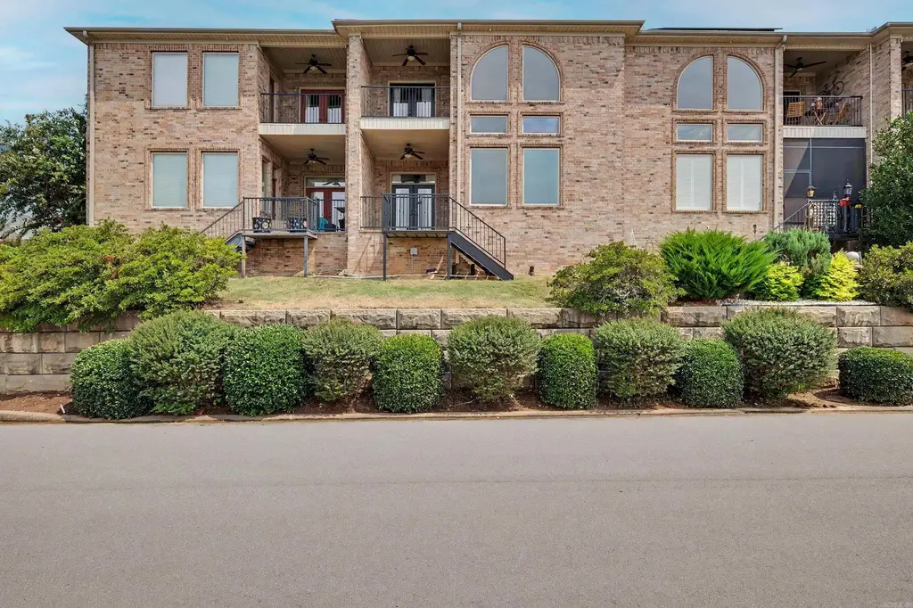 11527 Crystal Bay Circle, North Little Rock