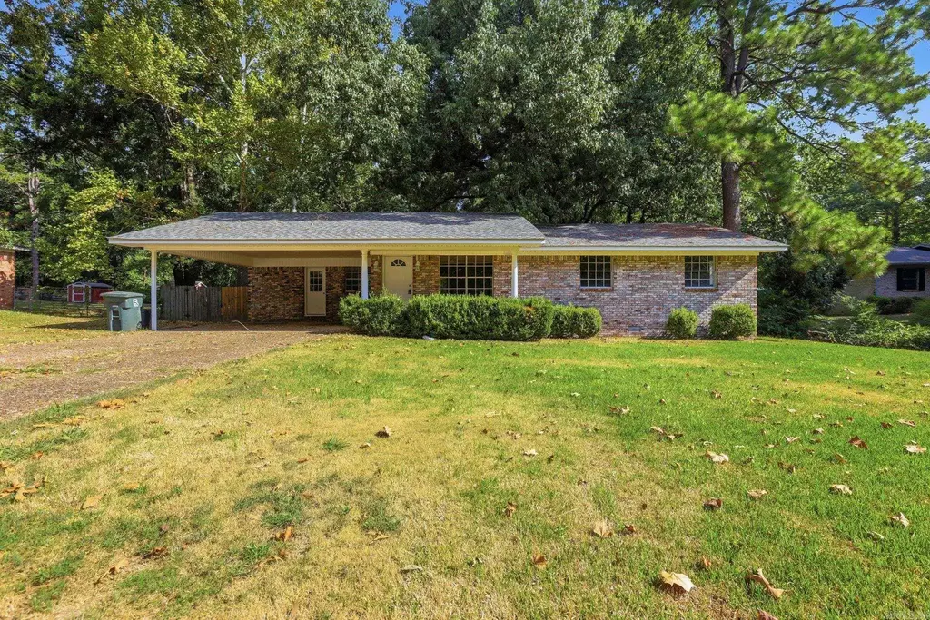 5018 Ackerman Drive, Little Rock