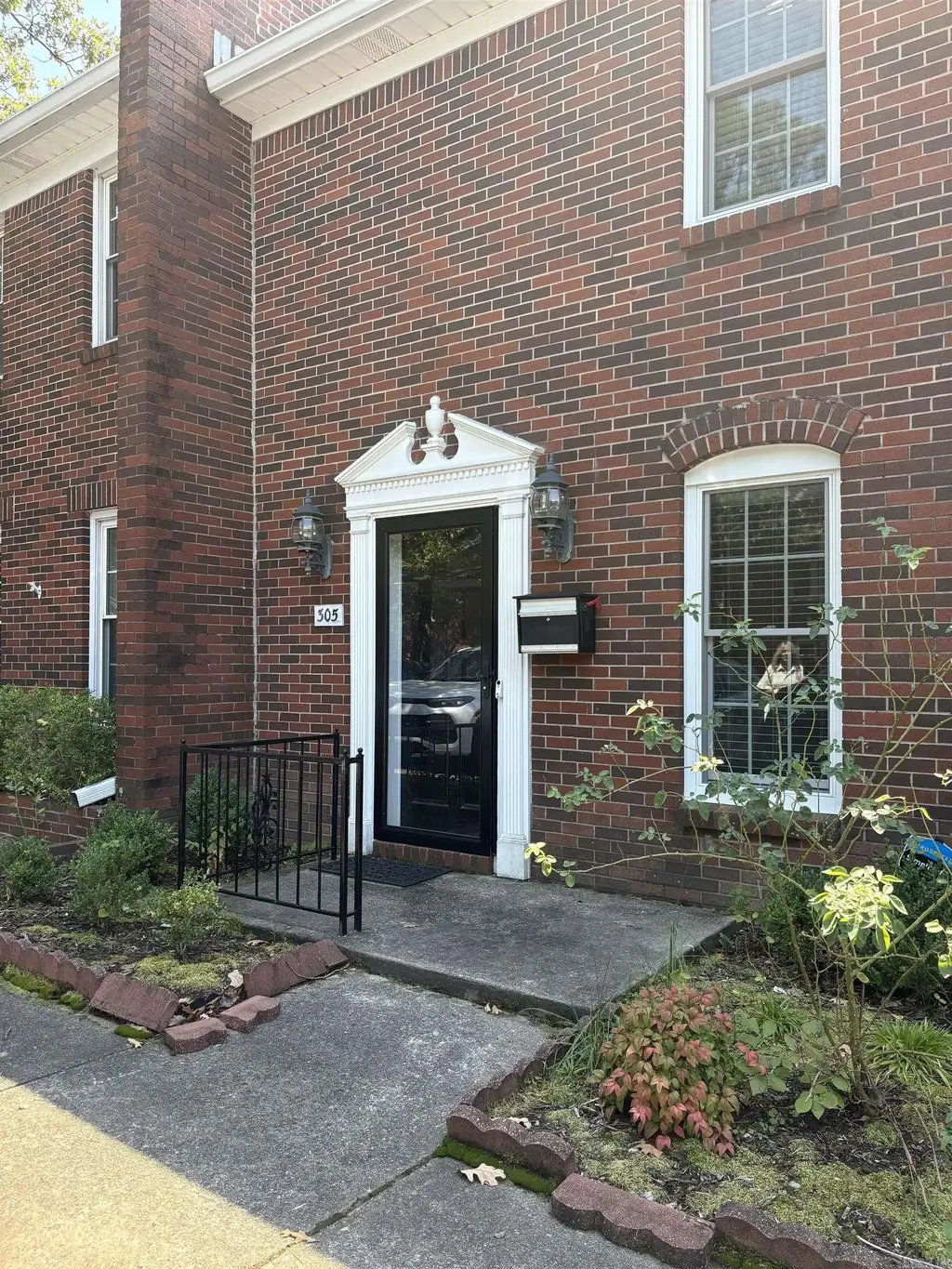 305 Cambridge Place Drive, Little Rock