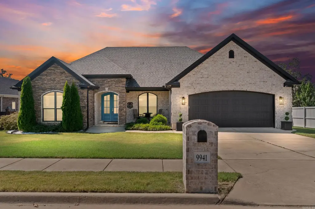 9941 Hickory Heights Drive, Sherwood