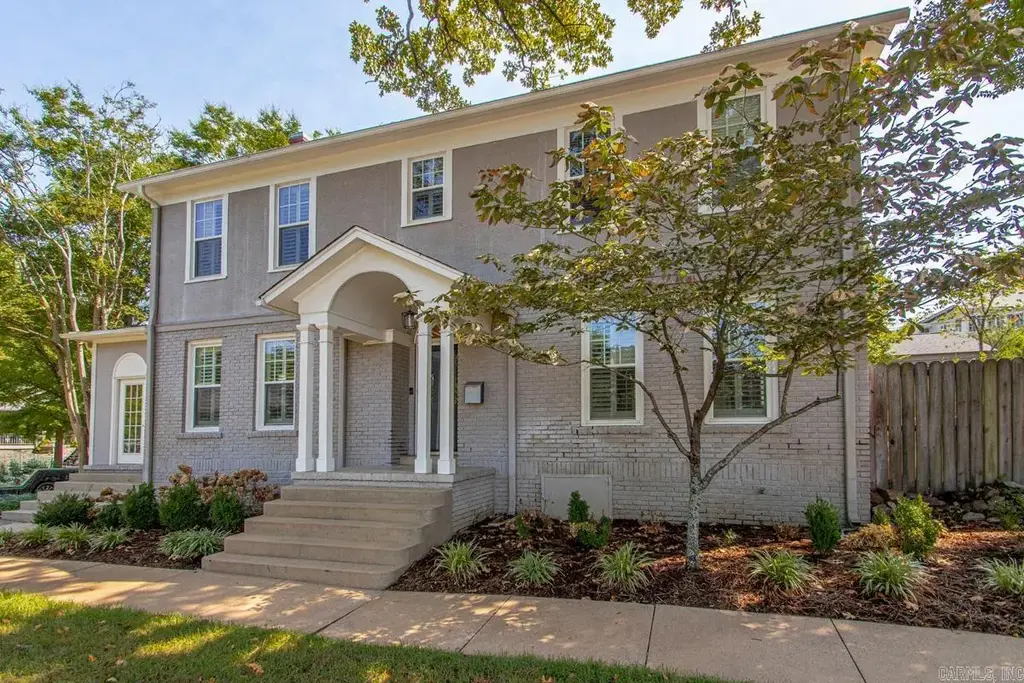 1220 Kavanaugh Boulevard, Little Rock