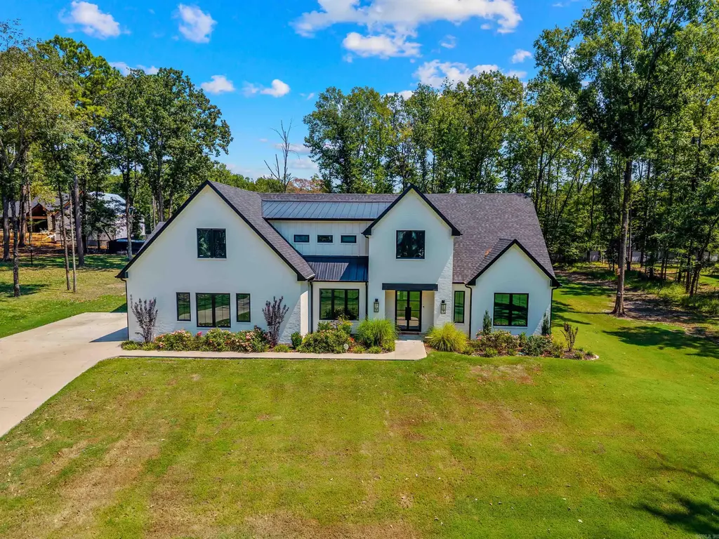 6032 Charley Place, Benton