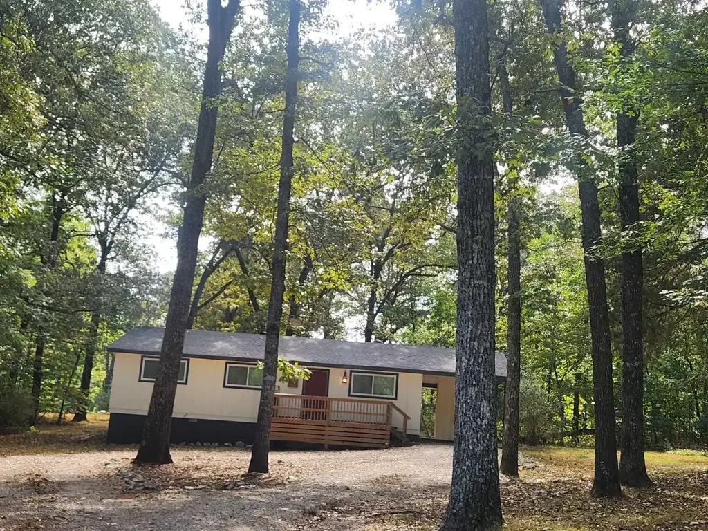 6 Powhatan Circle, Cherokee Village