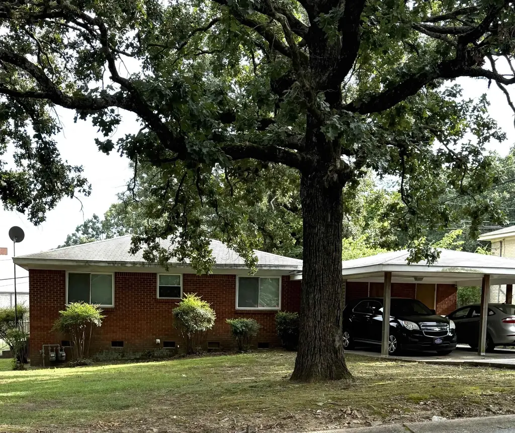 114 & 116 W I Avenue, North Little Rock