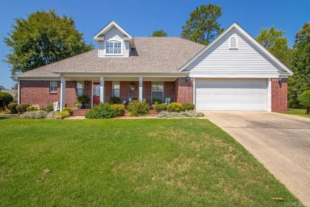 700 Bridgewater Drive, Benton