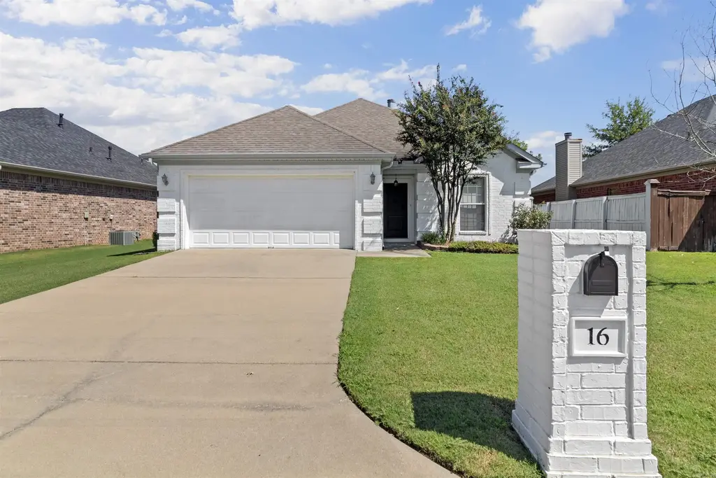 16 Dauphine Pl, Maumelle