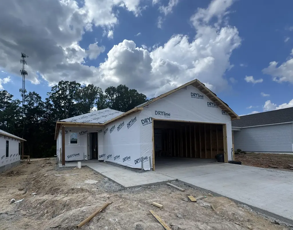 1629 Rambling Brook Drive, Benton