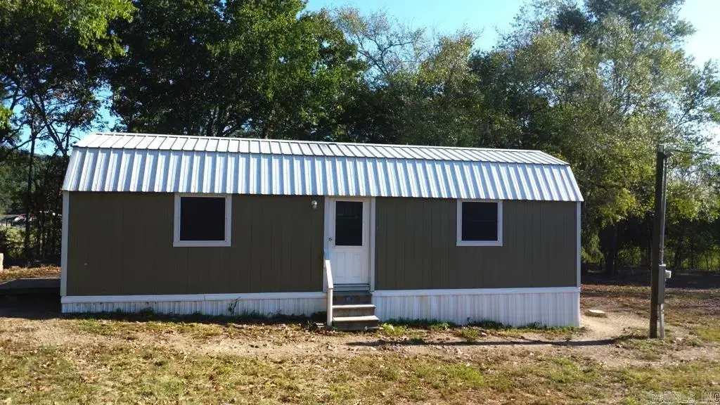 660 Barber Road, Sims
