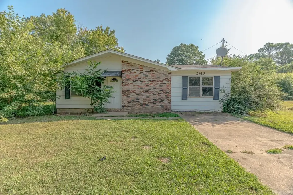 2410 Westacre Dr, Jonesboro