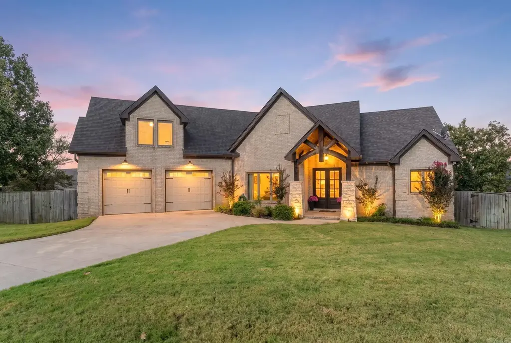 3101 Stonehill Drive, Sherwood