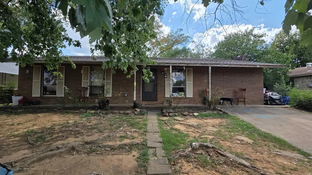 202 Eisenhower Street, Morrilton