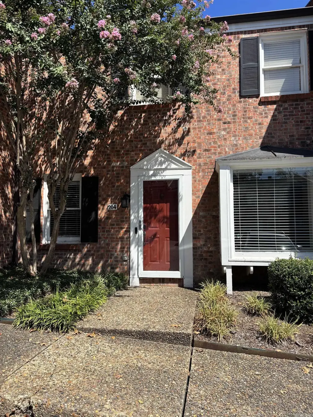 2200 Andover Ct #204, Little Rock