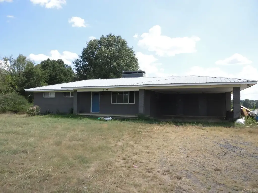 2415 E Republican Road, Cabot