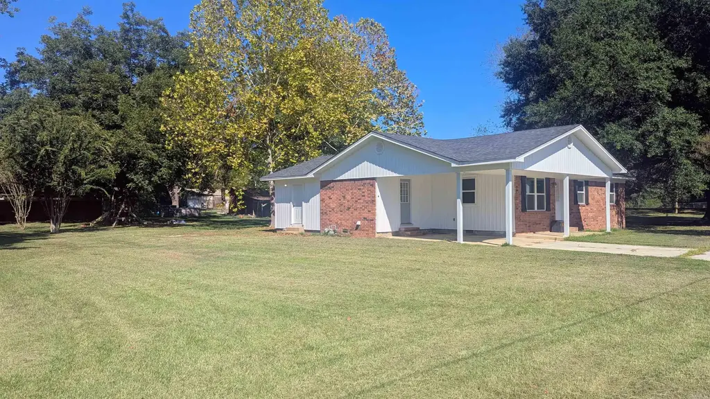 205 N Ash, Poyen